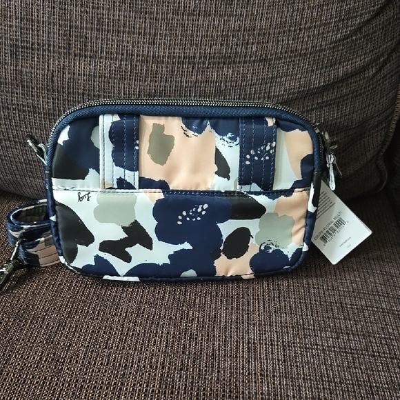 NWT Lug Coupe in Floral Multi - Picture 2 of 6